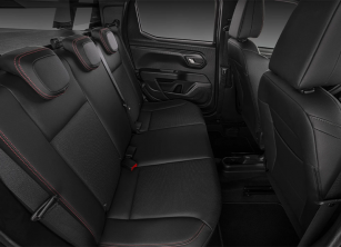Detalhes do interior da Fiat Strada
