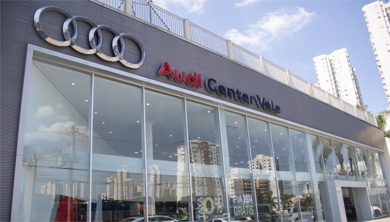 Audi Center Vale
