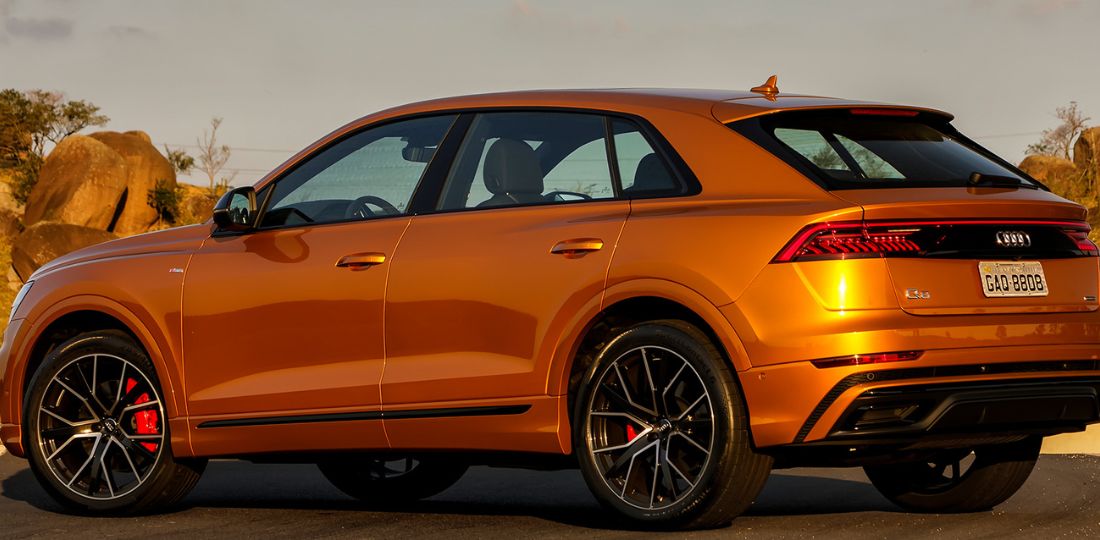 Audi Q8 e Audi Q7: Comparação entre SUVs premium para diferentes perfis