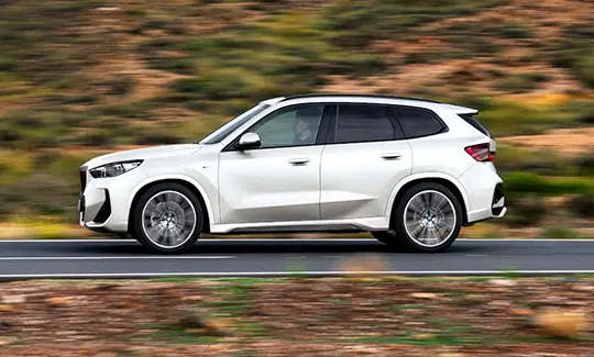 AUTONOMIA E CARREGAMENTO DO BMW iX1 xDRIVE30 M SPORT.