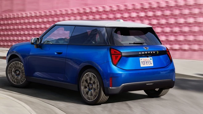 Sustentável e eletrizante, conheça o novo MINI Cooper 100% Elétrico.