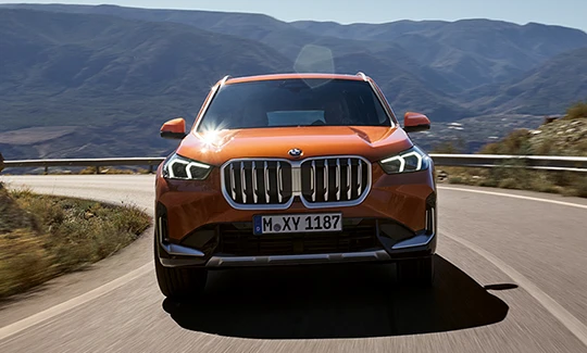 DESTAQUES DO EXTERIOR DO NOVO BMW X1.