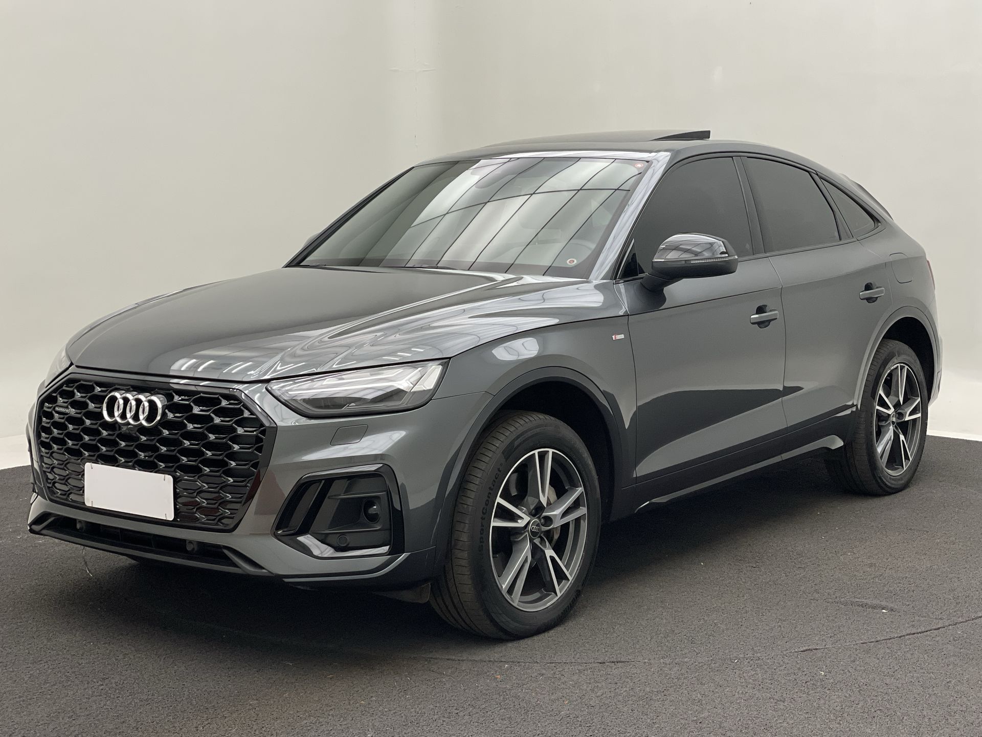 Audi-Q5-Q5 SB P Black. 2.0 TFSIe S.Tr. Qt (Hib.)