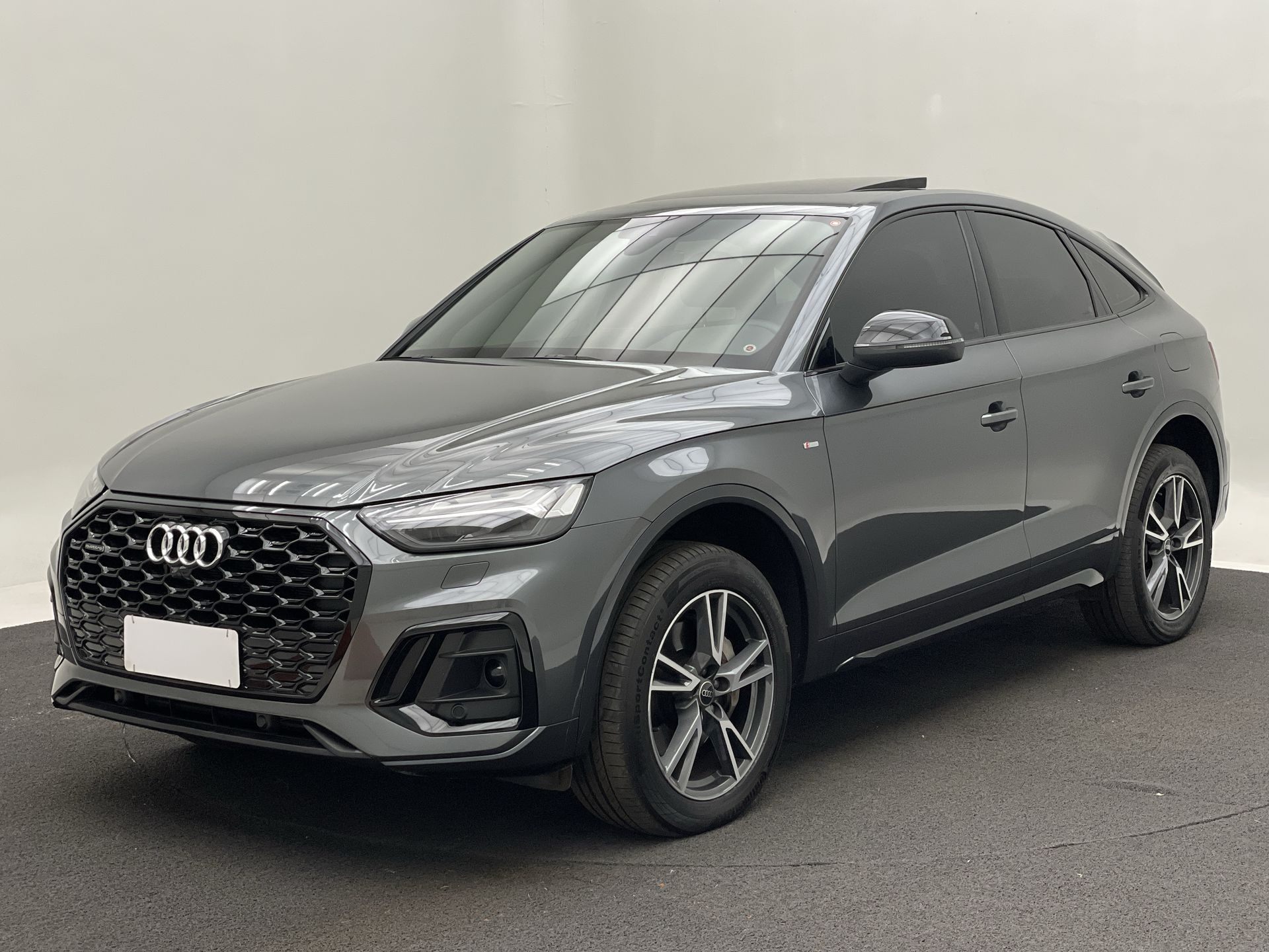 Audi-Q5-Q5 SB P Black. 2.0 TFSIe S.Tr. Qt (Hib.)