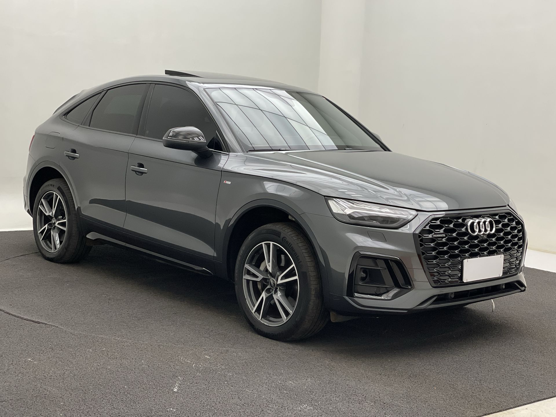 Audi-Q5-Q5 SB P Black. 2.0 TFSIe S.Tr. Qt (Hib.)