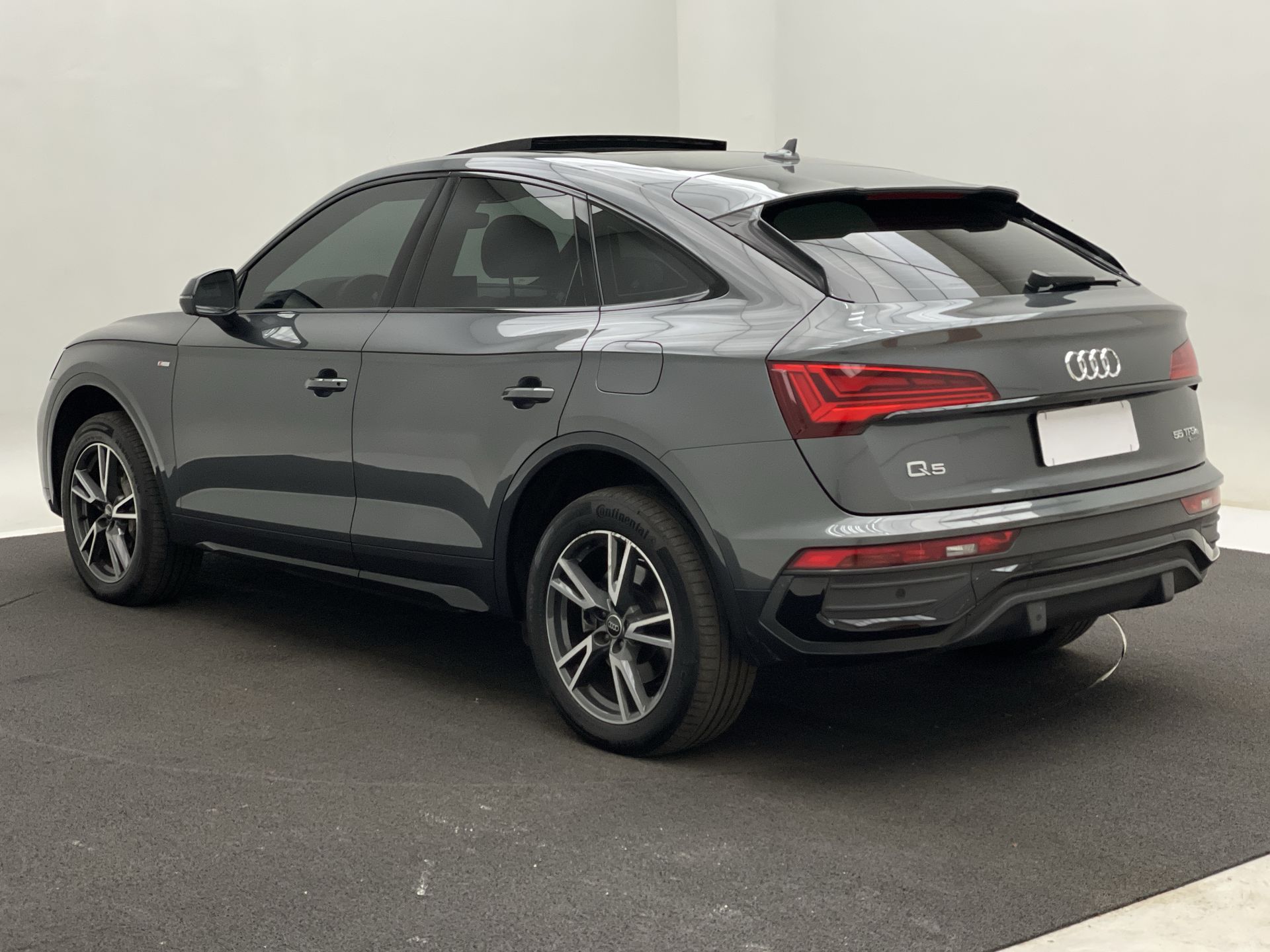 Audi-Q5-Q5 SB P Black. 2.0 TFSIe S.Tr. Qt (Hib.)