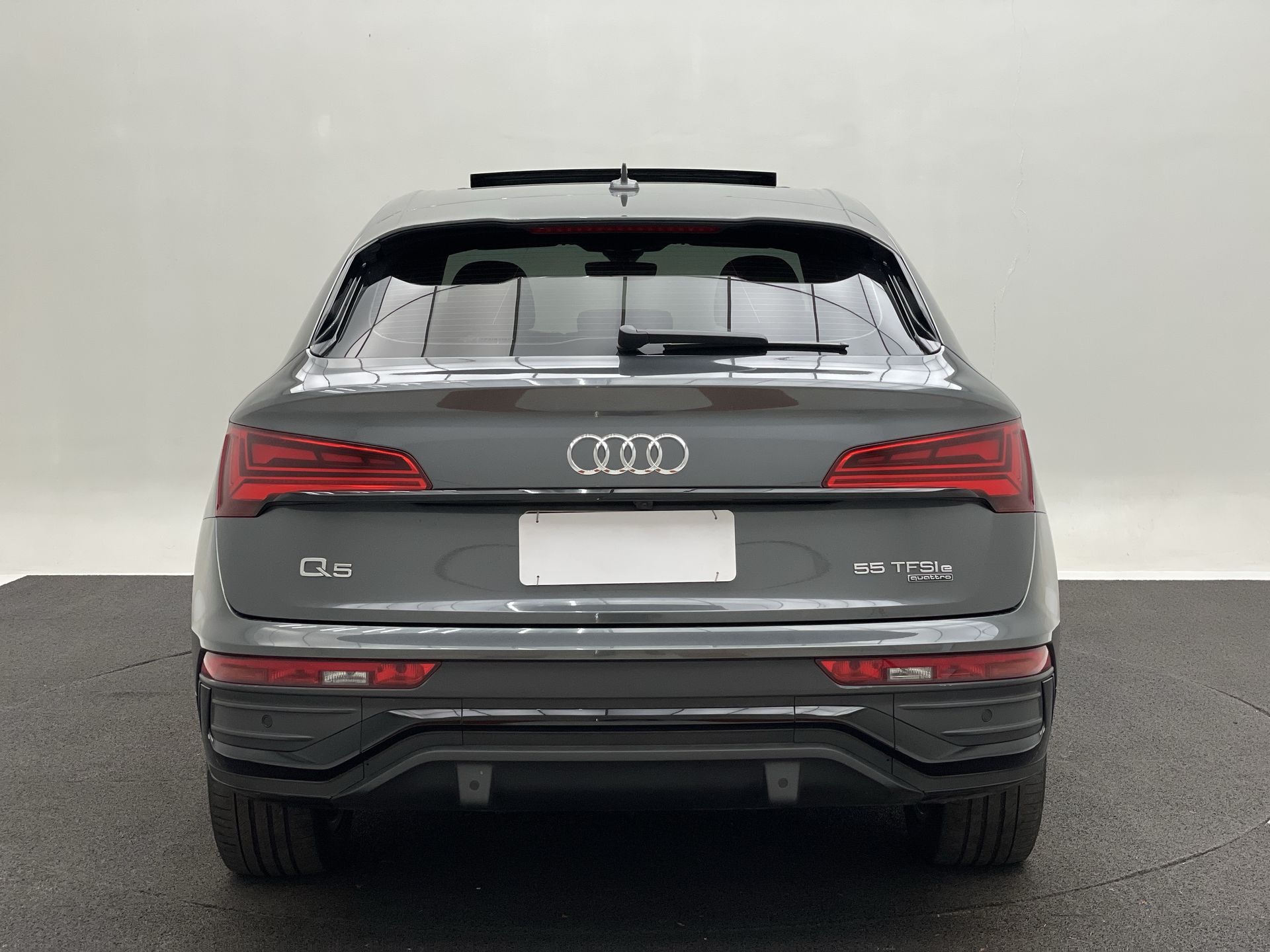 Audi-Q5-Q5 SB P Black. 2.0 TFSIe S.Tr. Qt (Hib.)