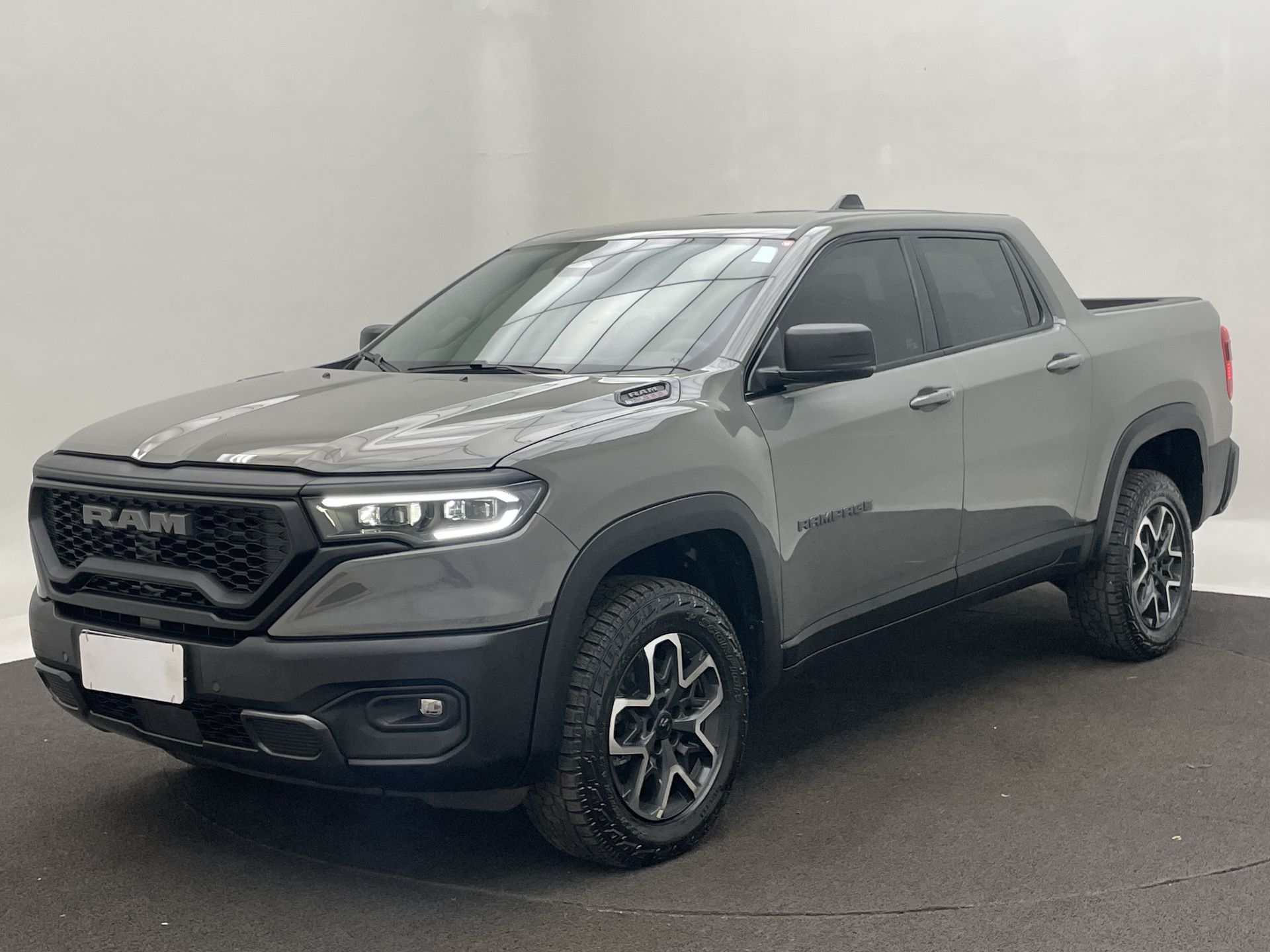 RAMPAGE REBEL HURR.4 2.0 TB CD 4X4 Aut.