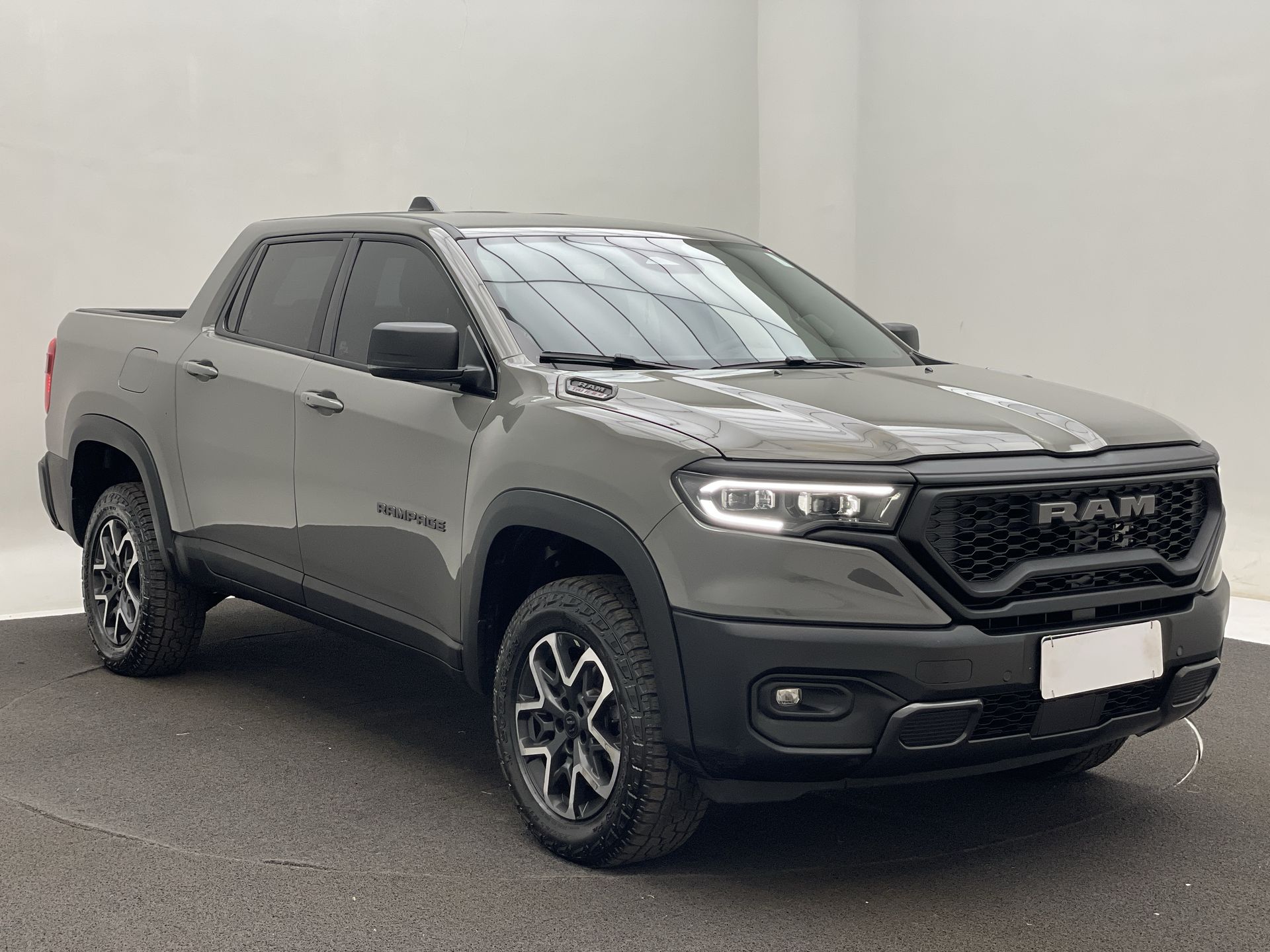 RAM-RAMPAGE-RAMPAGE REBEL HURR.4 2.0 TB CD 4X4 Aut.