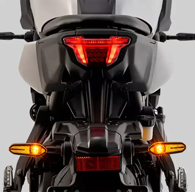 ILUMINAÇÃO POTENTE, ESTILO ÚNICO