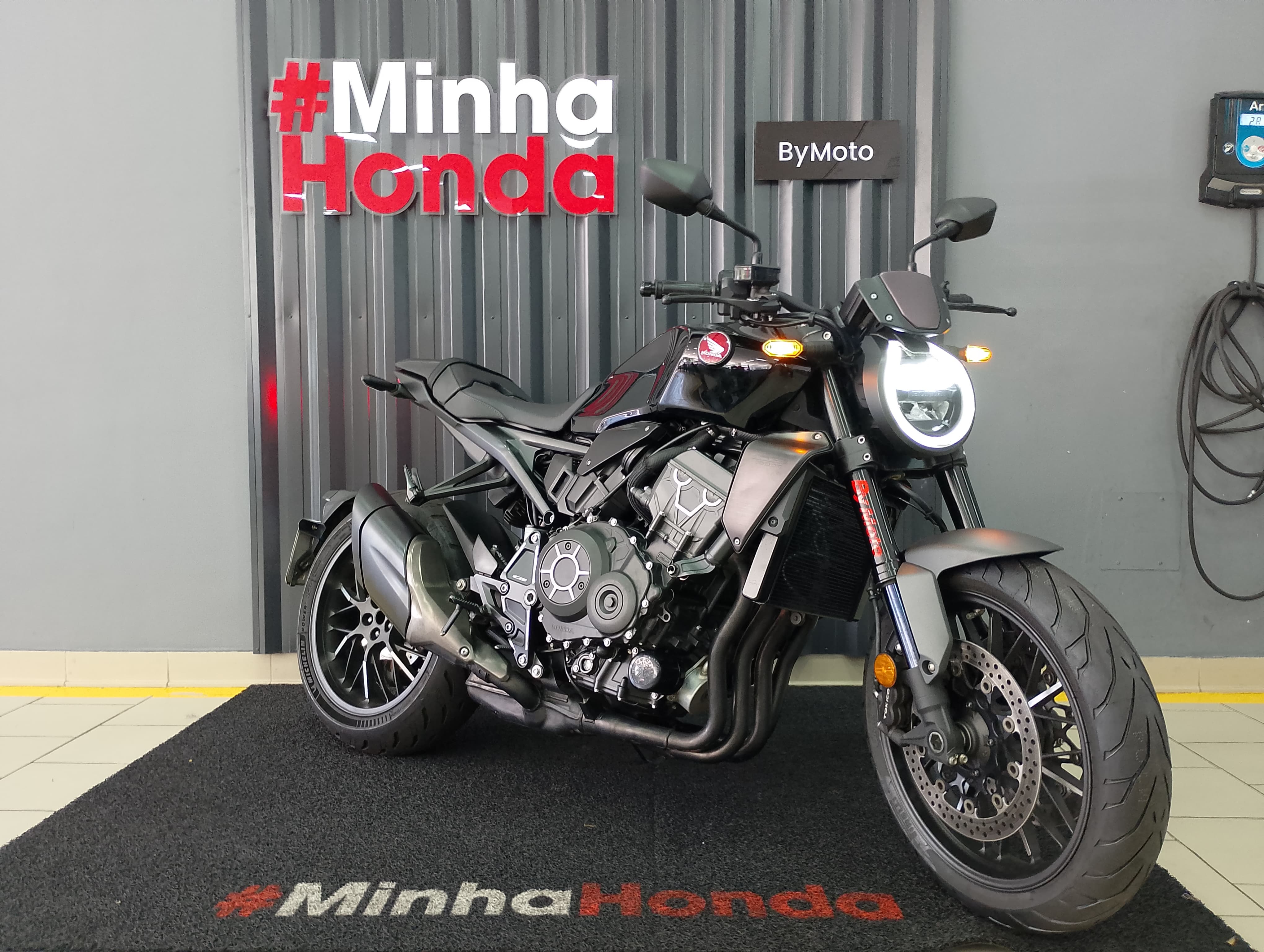 CB 1000R Black Edition