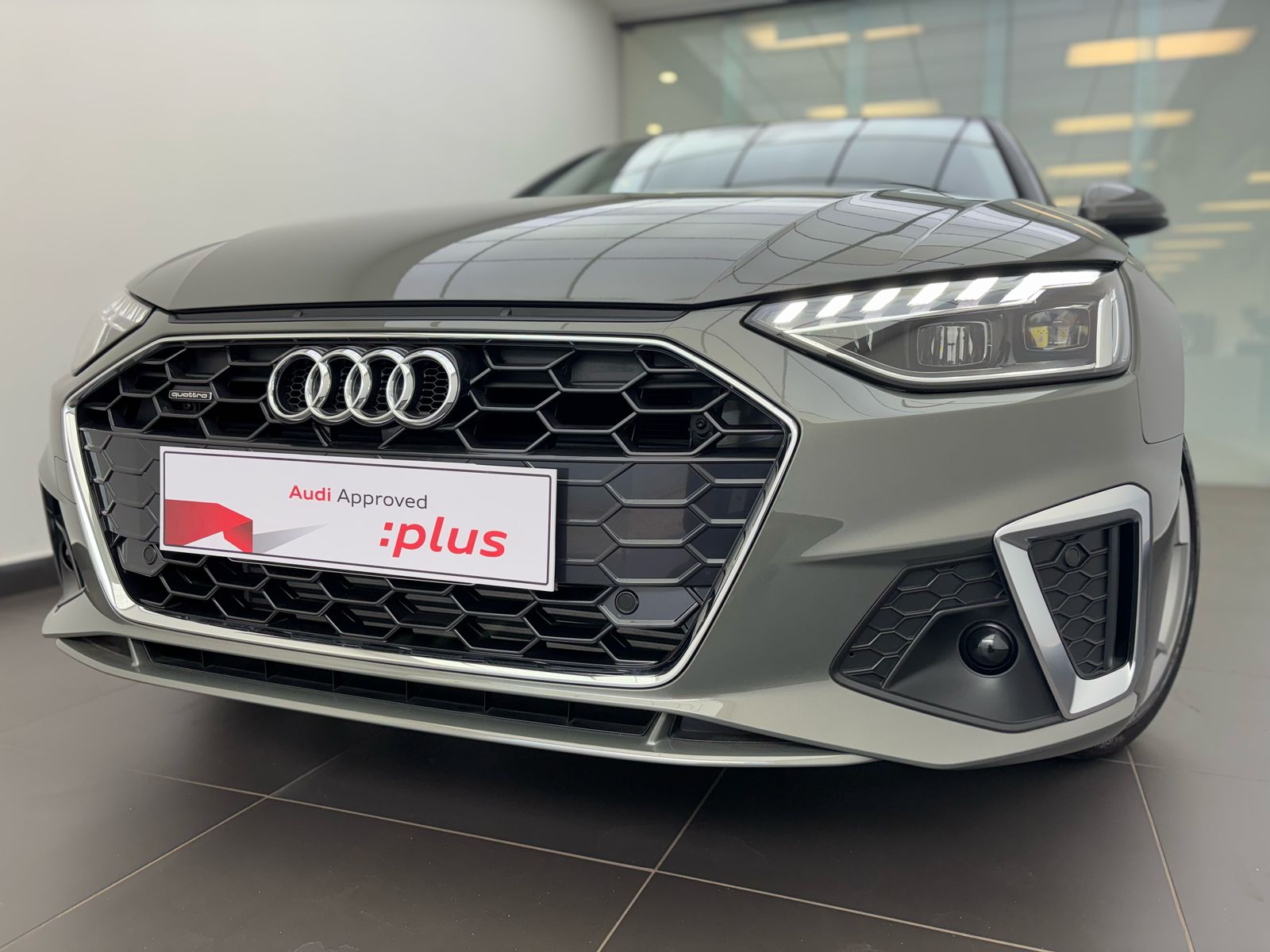 A4 S Line 2.0 16V TFSI Quattro (Híb.)