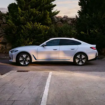 PRIMEIRO GRAN COUPÉ TOTALMENTE ELÉTRICO.