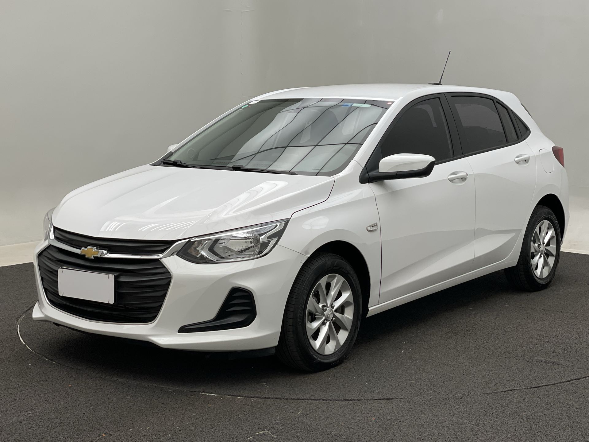 ONIX HATCH LT 1.0 12V TB Flex 5p Mec.