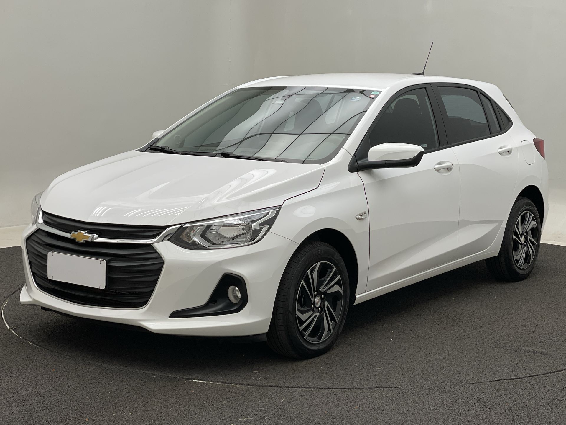 ONIX HATCH LT 1.0 12V TB Flex 5p Mec.