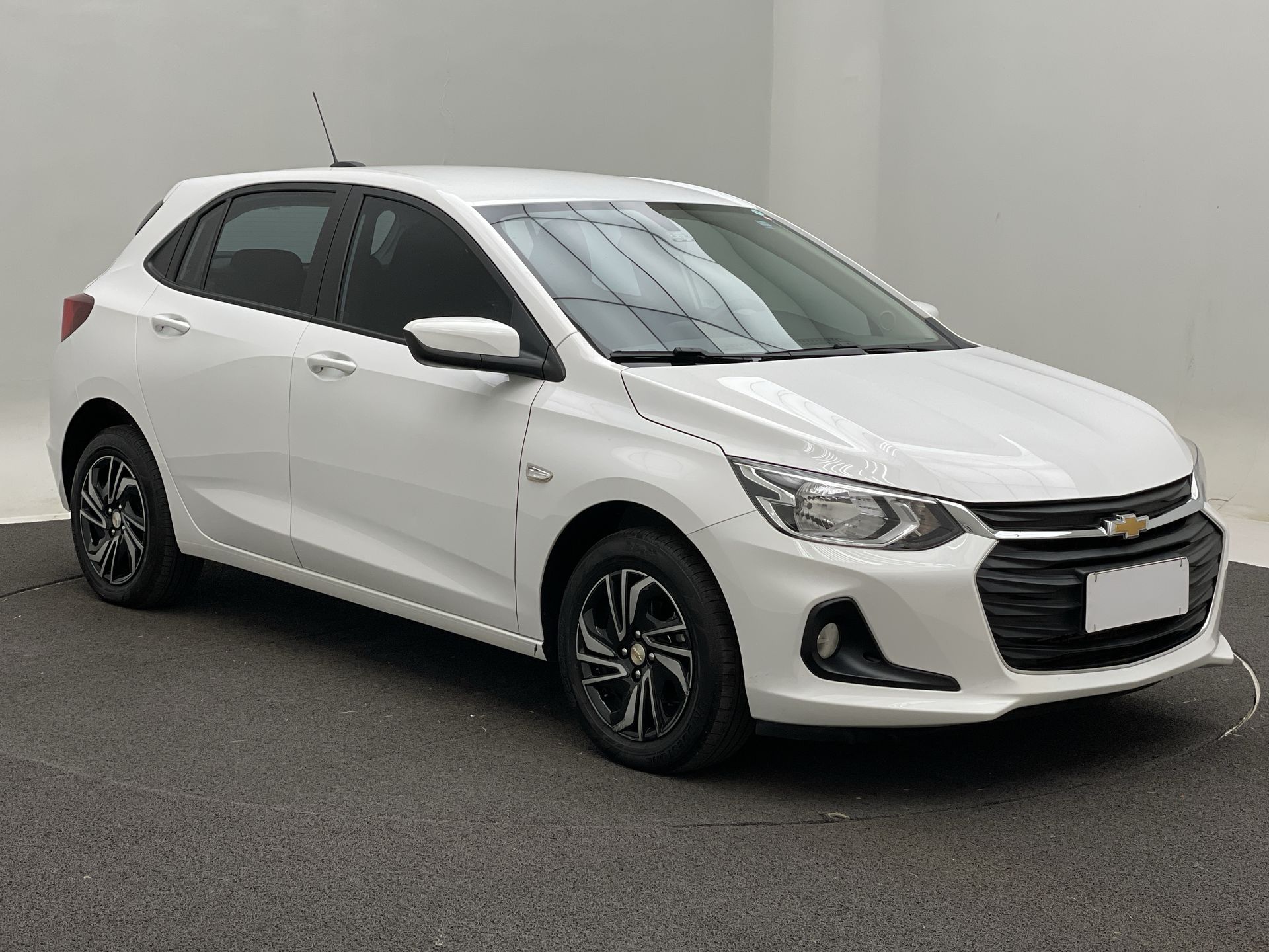 ONIX HATCH LT 1.0 12V TB Flex 5p Mec.