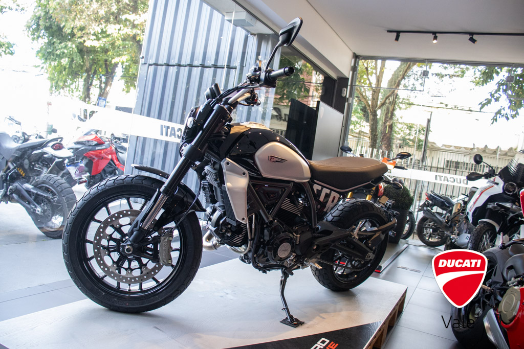 SCRAMBLER ICON 800cc