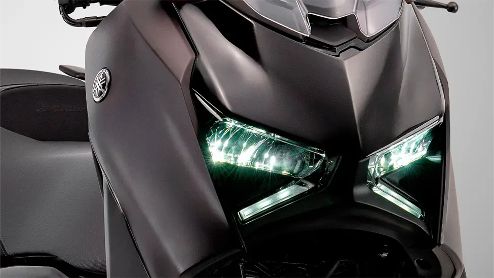 NOVA XMAX 300 CONNECTED