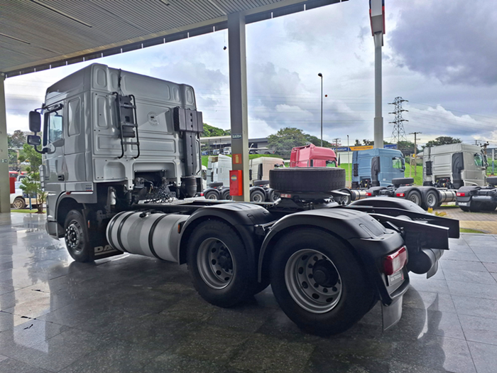 DAF-XF-XF 105 FTS 460 6x2 (diesel)(E5)