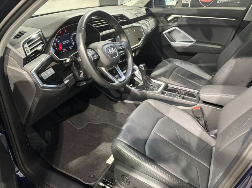 Audi-Q3-2.0 40 TFSI GASOLINA PERFORMANCE QUATTRO TIPTRONIC