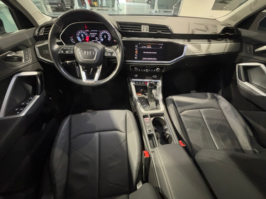 Audi-Q3-2.0 40 TFSI GASOLINA PERFORMANCE QUATTRO TIPTRONIC