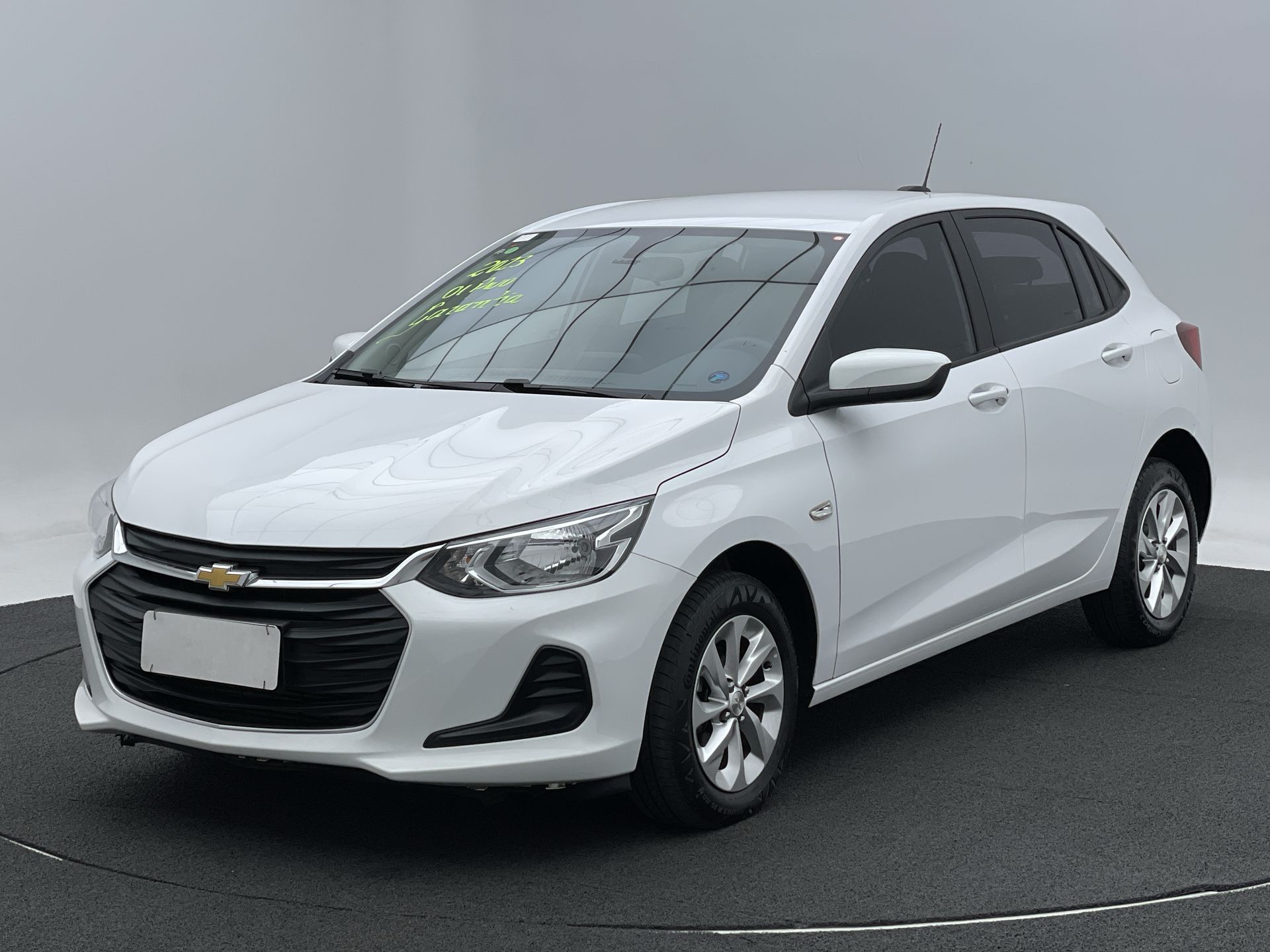 ONIX HATCH LT 1.0 12V Flex 5p Mec.