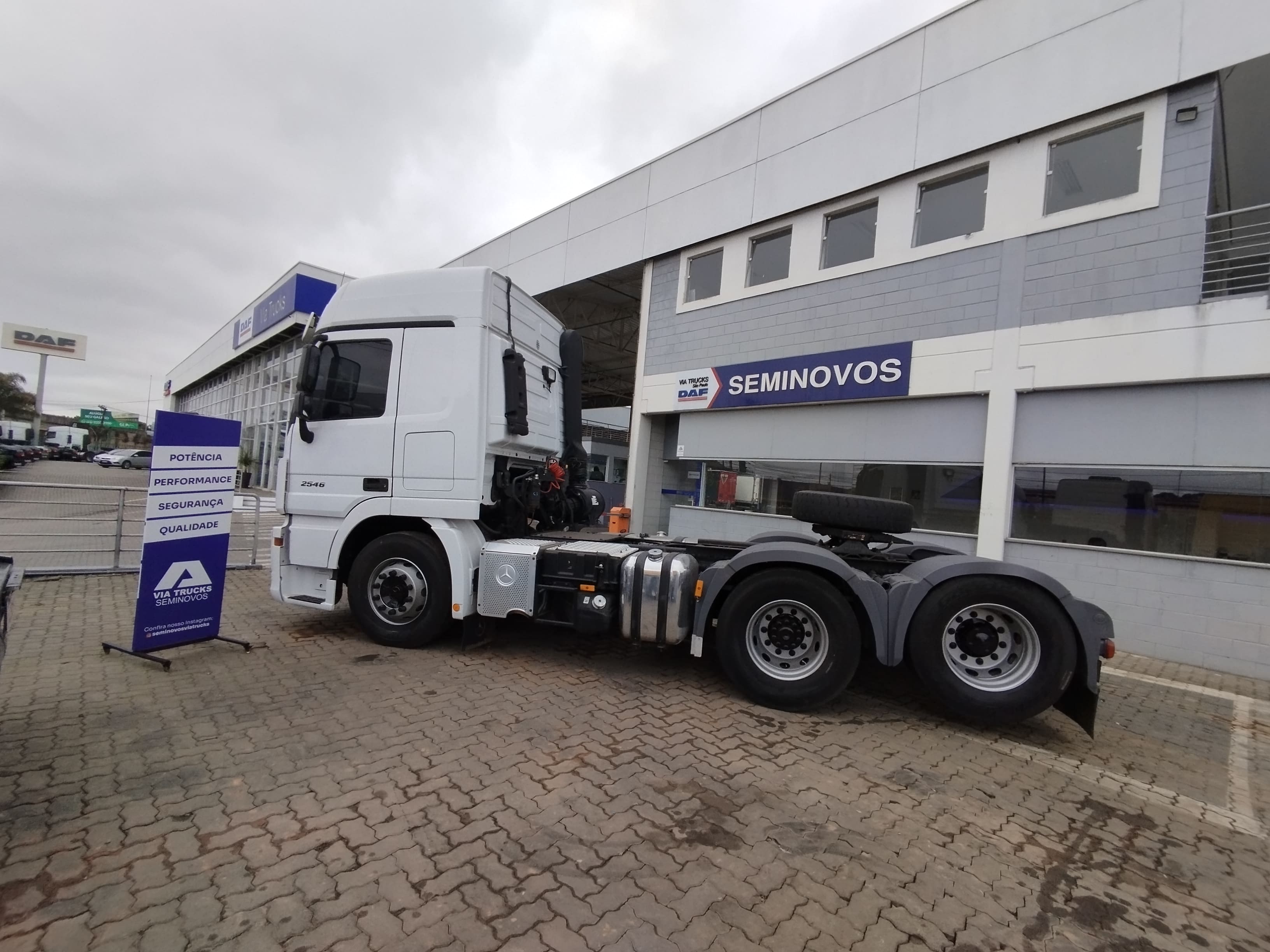 MERCEDES-BENZ-Actros-Actros 2546 LS 6x2 2p (diesel) (E5)
