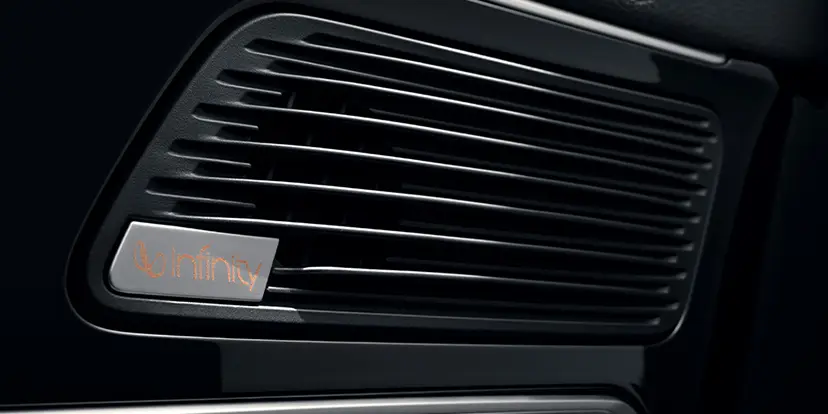 Sistema de áudio de luxo Infinity com 10 alto-falantes