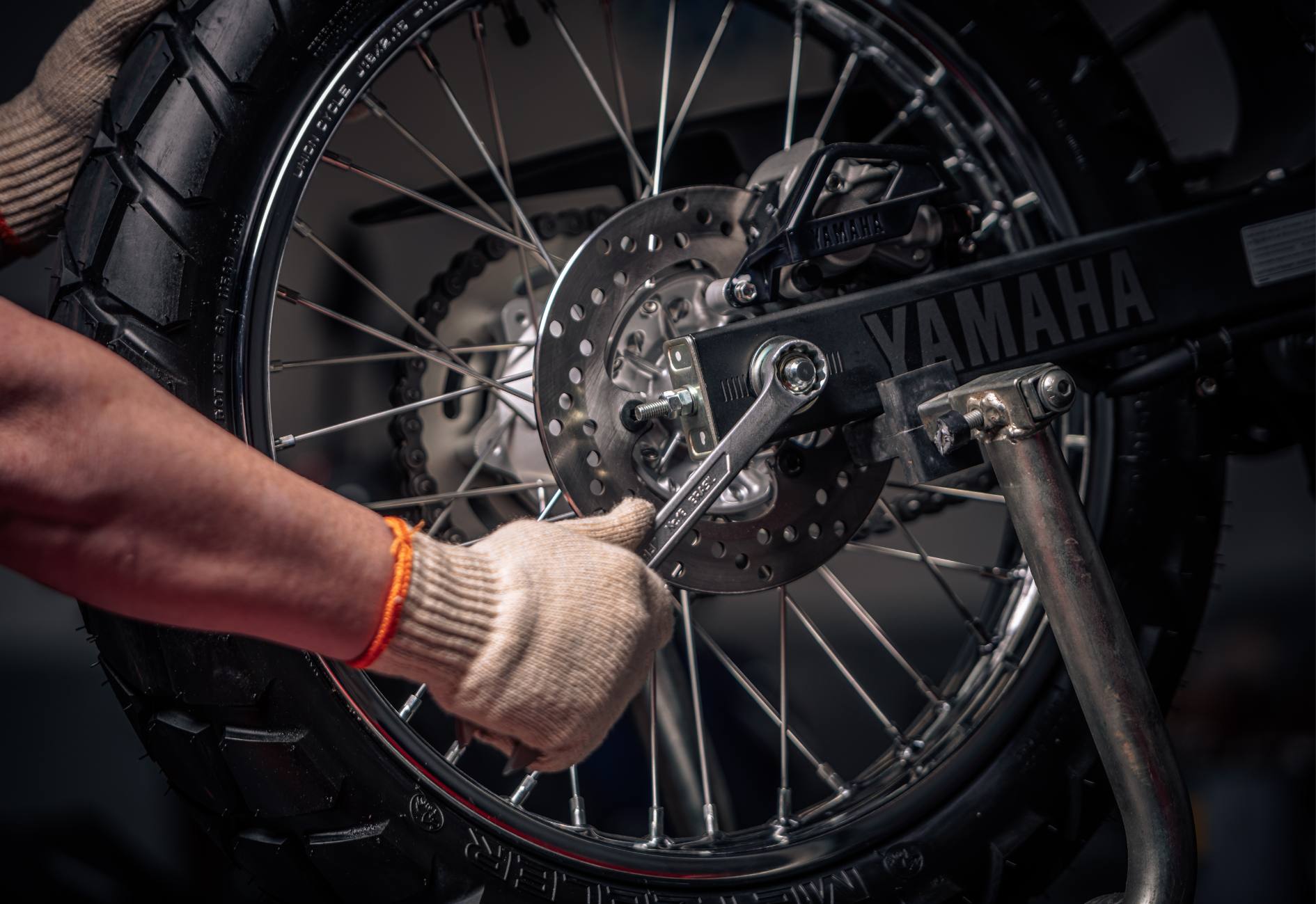 Guia Completo para Manutenção Básica de Motos: Dicas Essenciais e Quando Procurar Ajuda Profissional