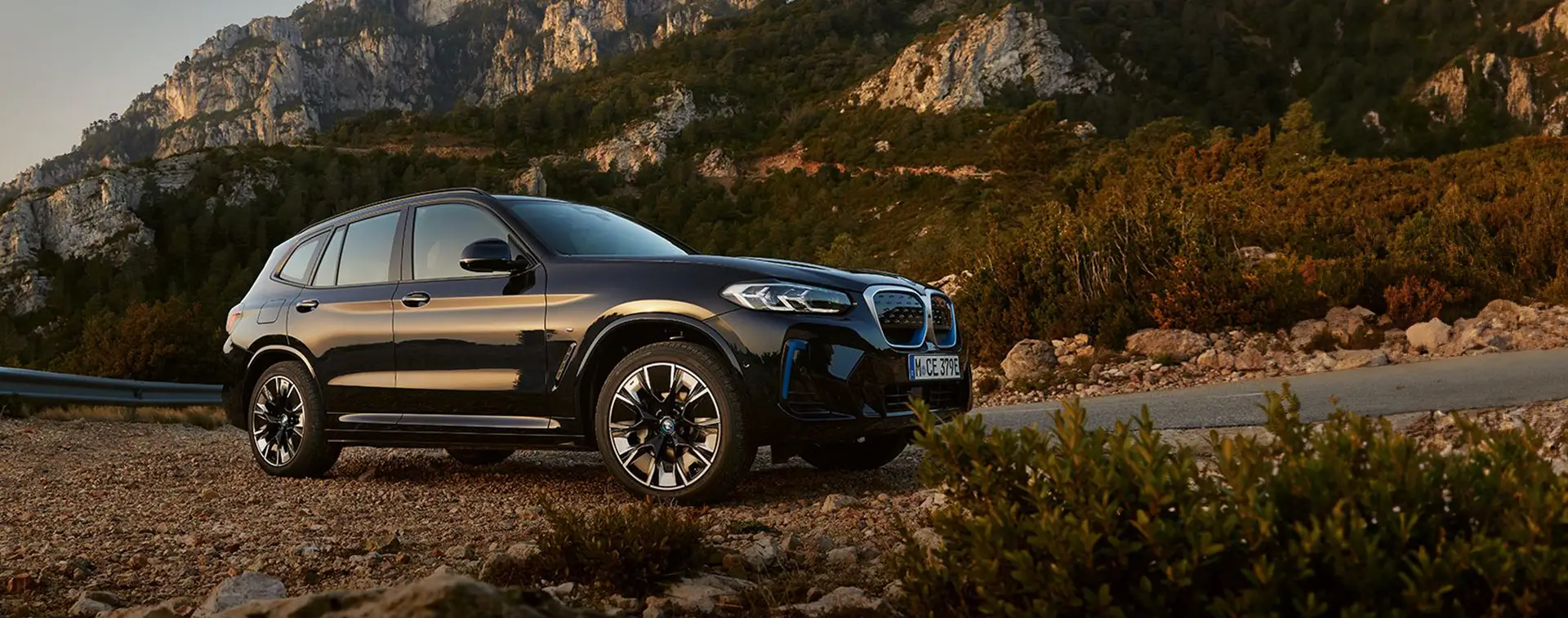 Totalmente elétrico parece mais esportivo. 