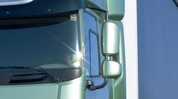 Reflexos de Potência: O Design Moderno do Caminhão DAF