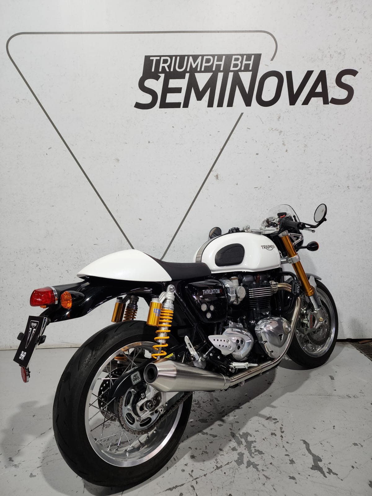 TRIUMPH-THRUXTON-THRUXTON R 1200cc