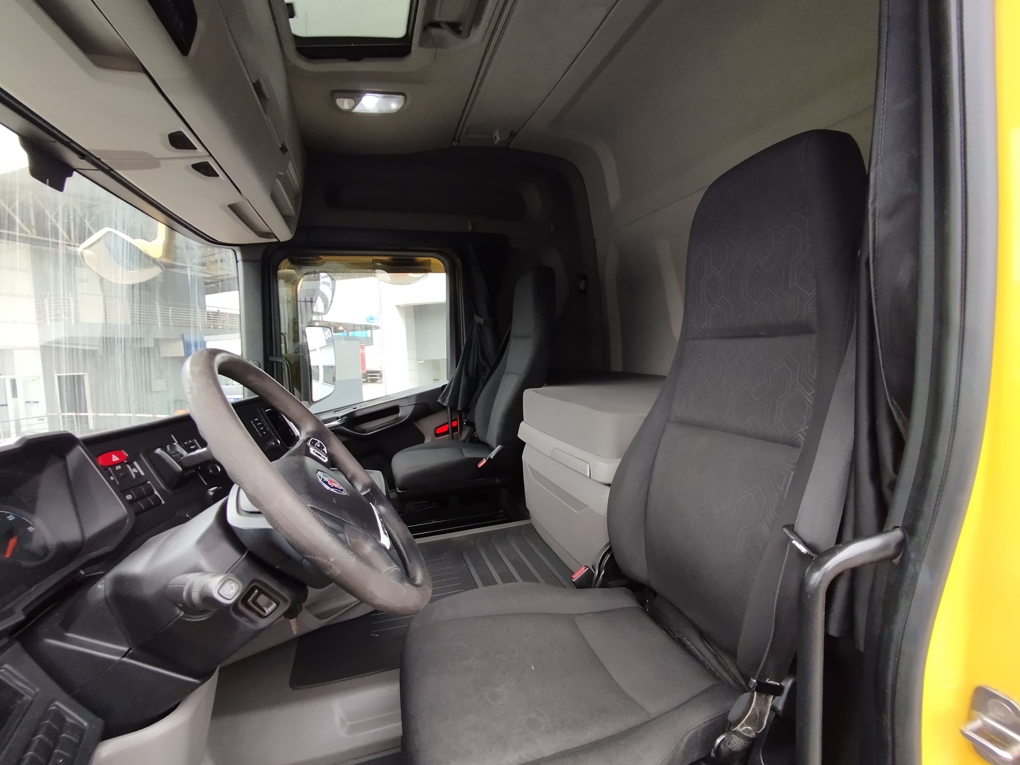 SCANIA-R-540-R-540 A 6x4 2p (diesel)(E5)