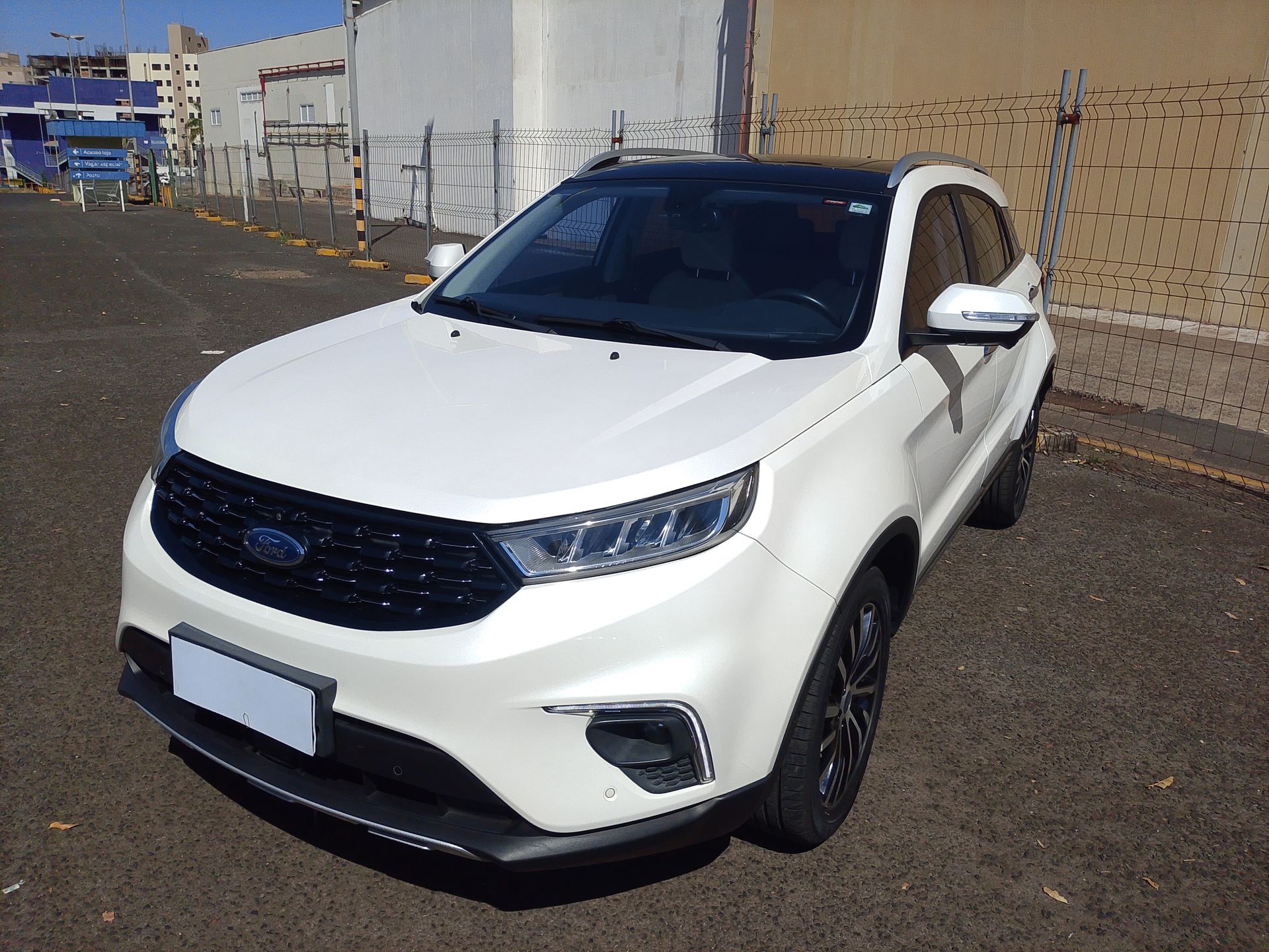 TERRITORY Titanium 1.5 GTDi EcoBo. Aut.