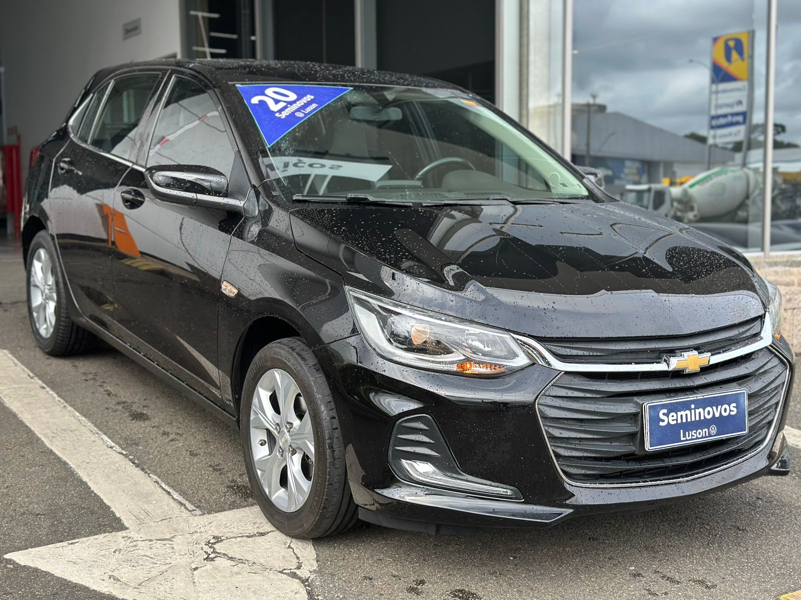 ONIX HATCH PREM. 1.0 12V TB Flex 5p Aut.