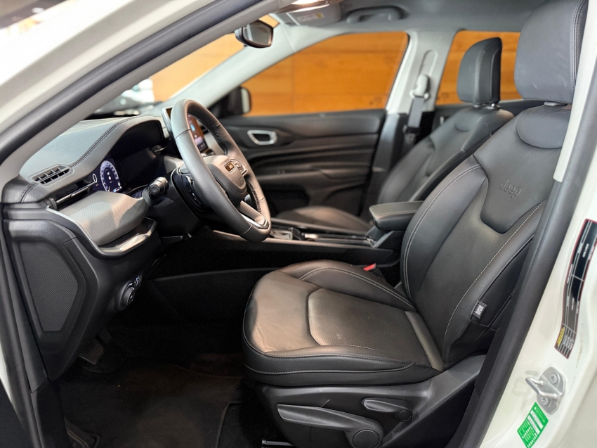 Jeep-COMPASS-1.3 T270 TURBO FLEX LONGITUDE AT6