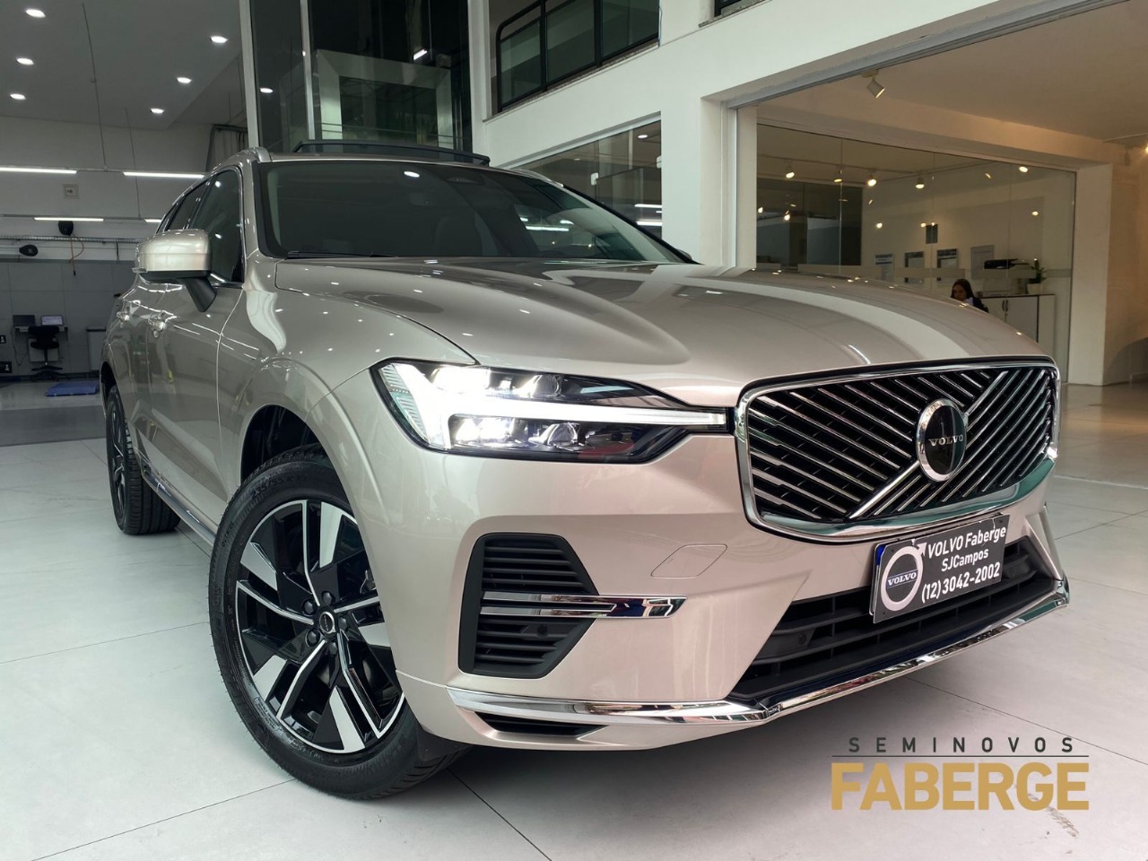 XC 60 T-8 Plus 2.0 AWD (Híbrido)