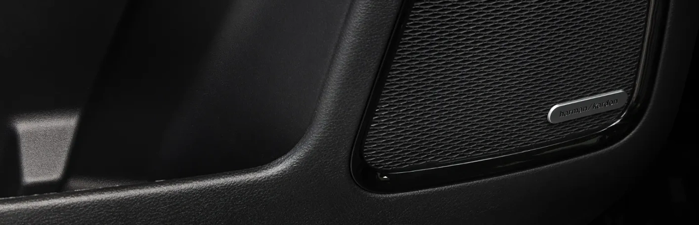 SOM PREMIUM HARMAN KARDON®