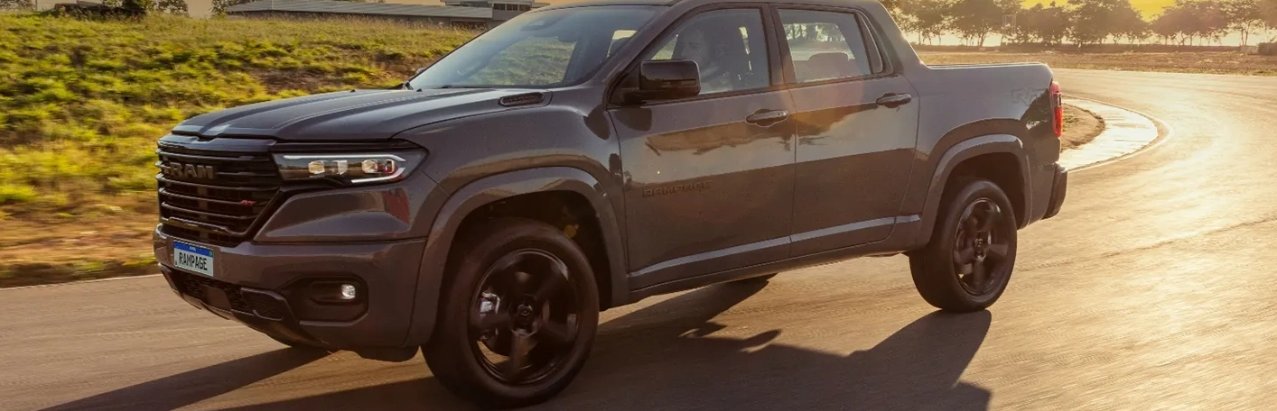 ASSISTENTE ATIVO DE PERMANÊNCIA NA FAIXA DE RODAGEM*