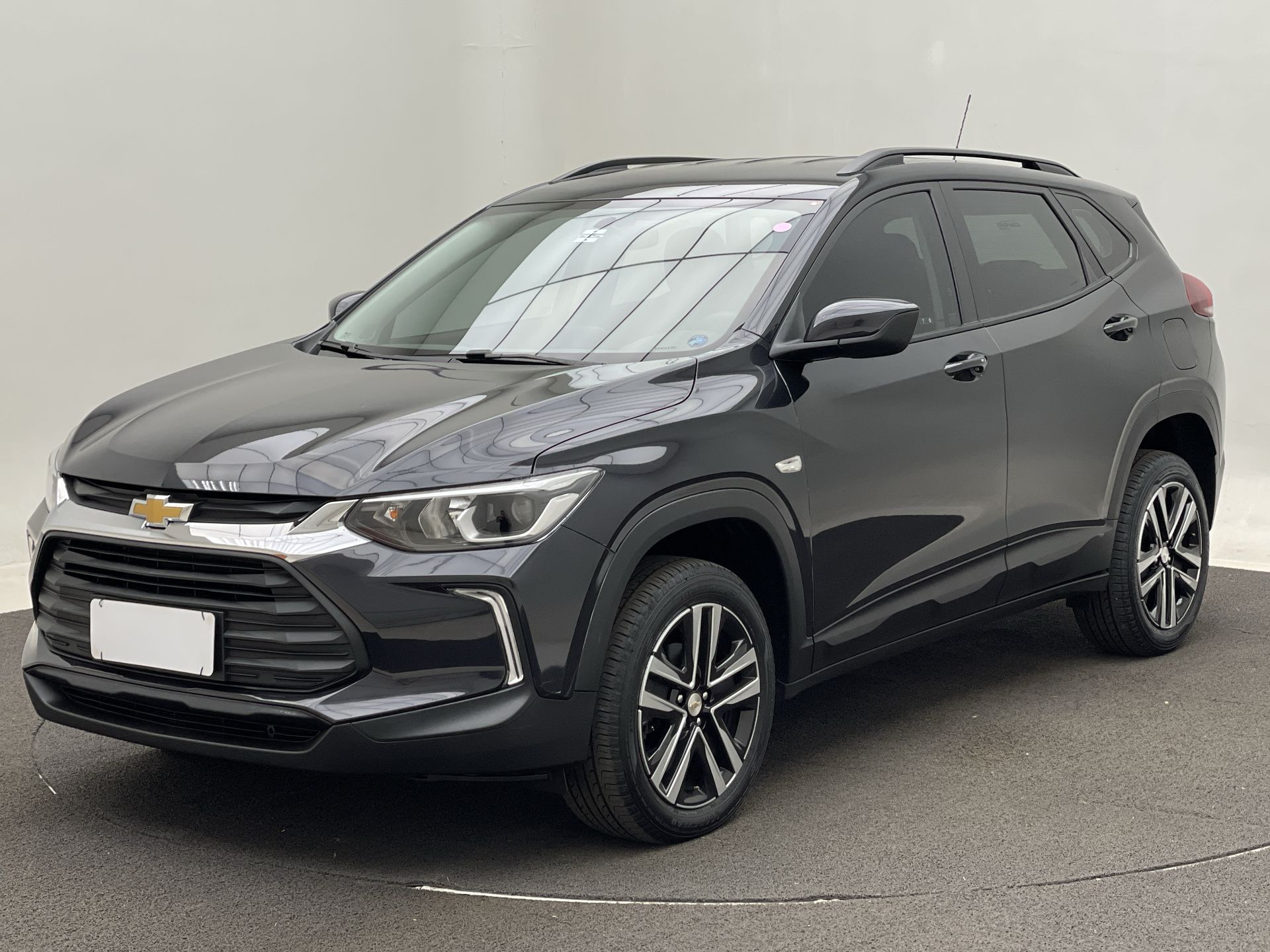 TRACKER LT 1.0 Turbo 12V Flex Aut.