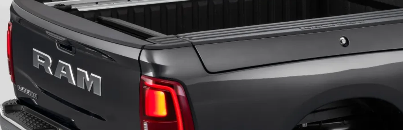 TAMPA TRASEIRA COM ABERTURA REMOTA