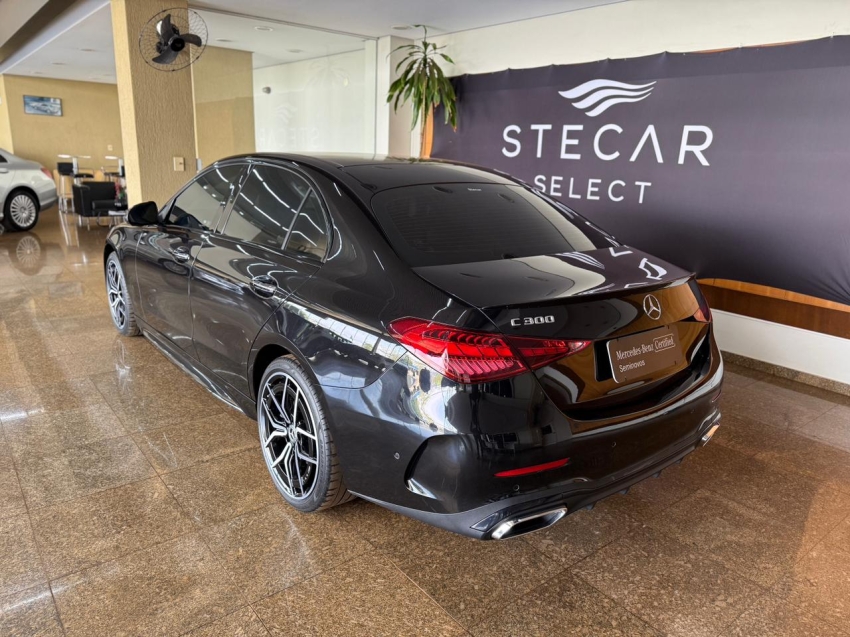 Mercedes-Benz-C 300-2.0 EQ BOOST HÍBRIDO AMG LINE 9G-TRONIC