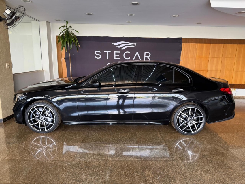 Mercedes-Benz-C 300-2.0 EQ BOOST HÍBRIDO AMG LINE 9G-TRONIC