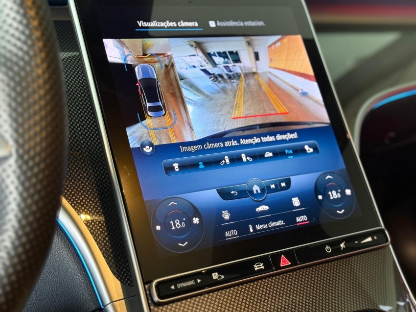 Mercedes-Benz-C 300-2.0 EQ BOOST HÍBRIDO AMG LINE 9G-TRONIC