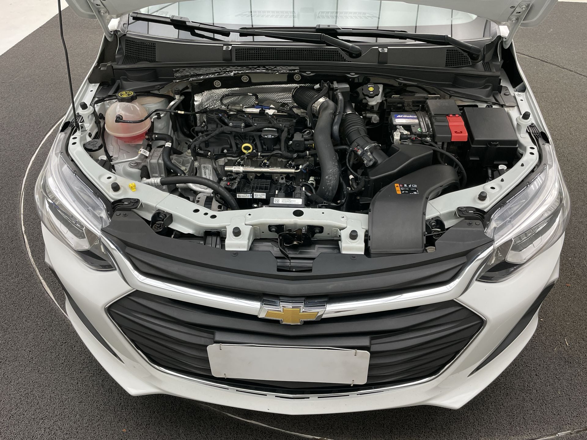 ONIX HATCH LT 1.0 12V TB Flex 5p Mec.