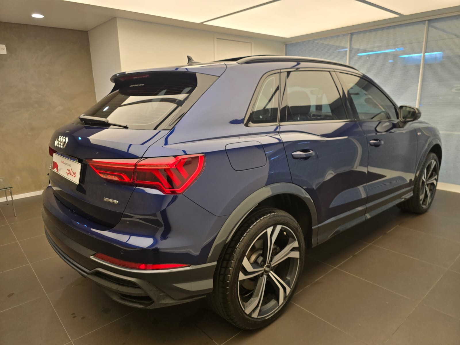 Q3 Perf. Black 2.0 TFSI Tiptr. Quattro