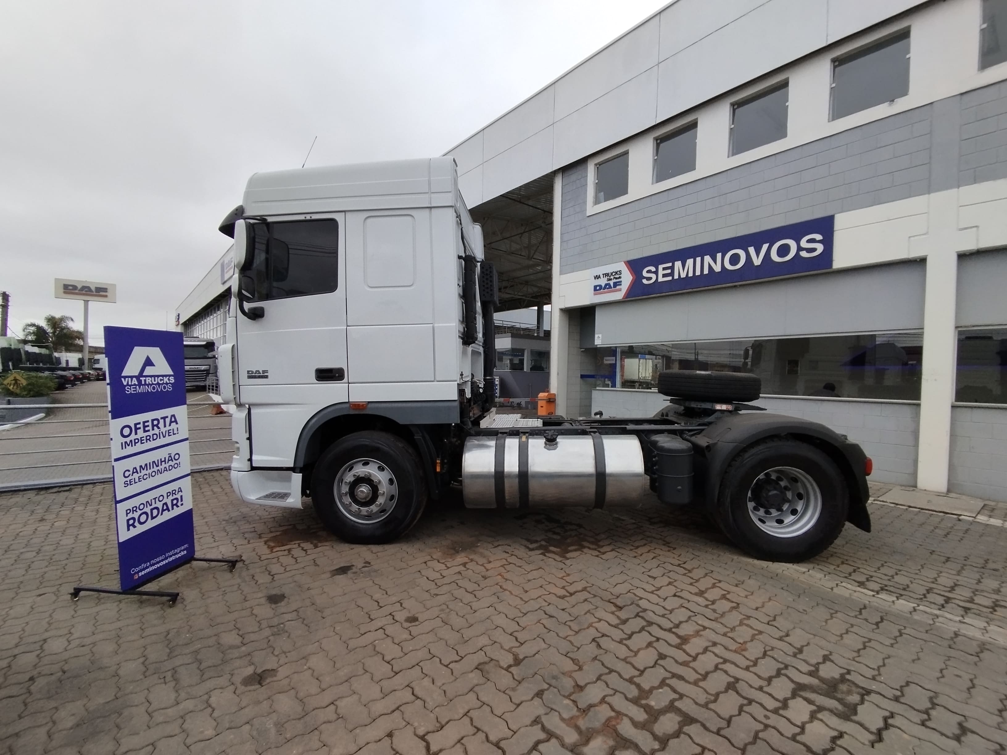 DAF-XF-XF 105 FT 460 4x2 (diesel)(E5)