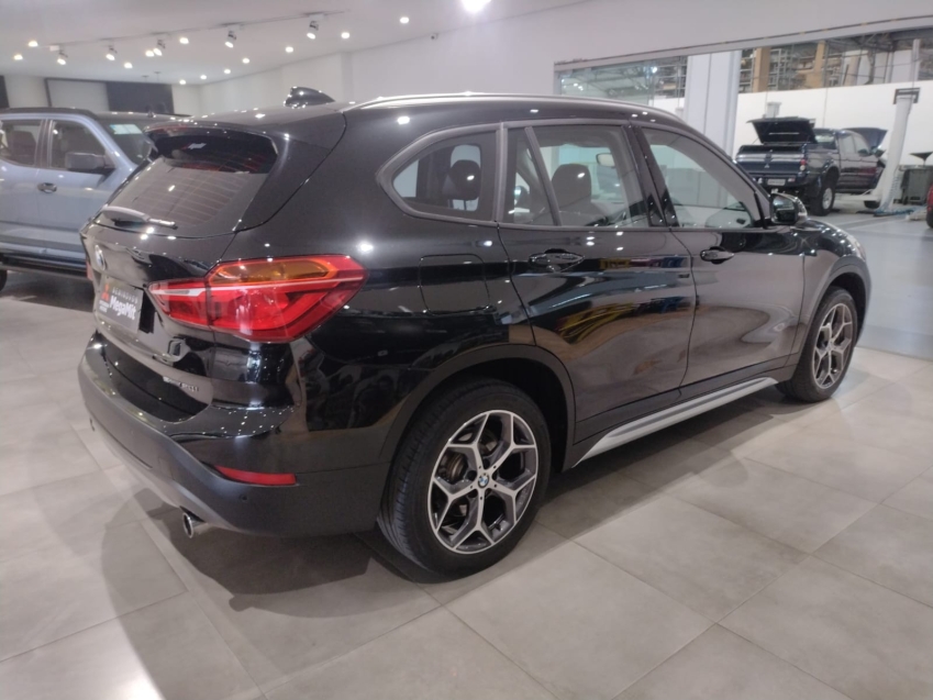 BMW-X1-2.0 16V TURBO ACTIVEFLEX SDRIVE20I 4P AUTOMÁTICO
