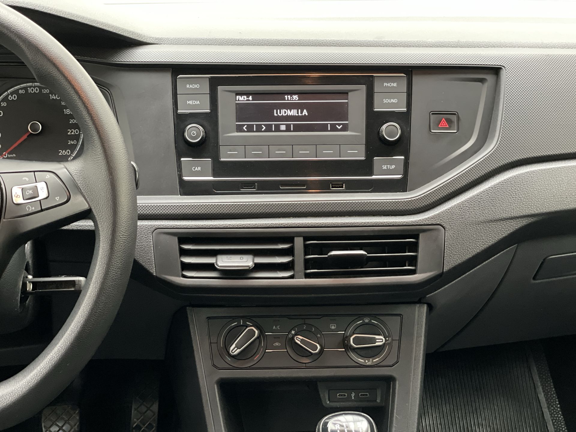 Polo Track 1.0 Flex 12V 5p