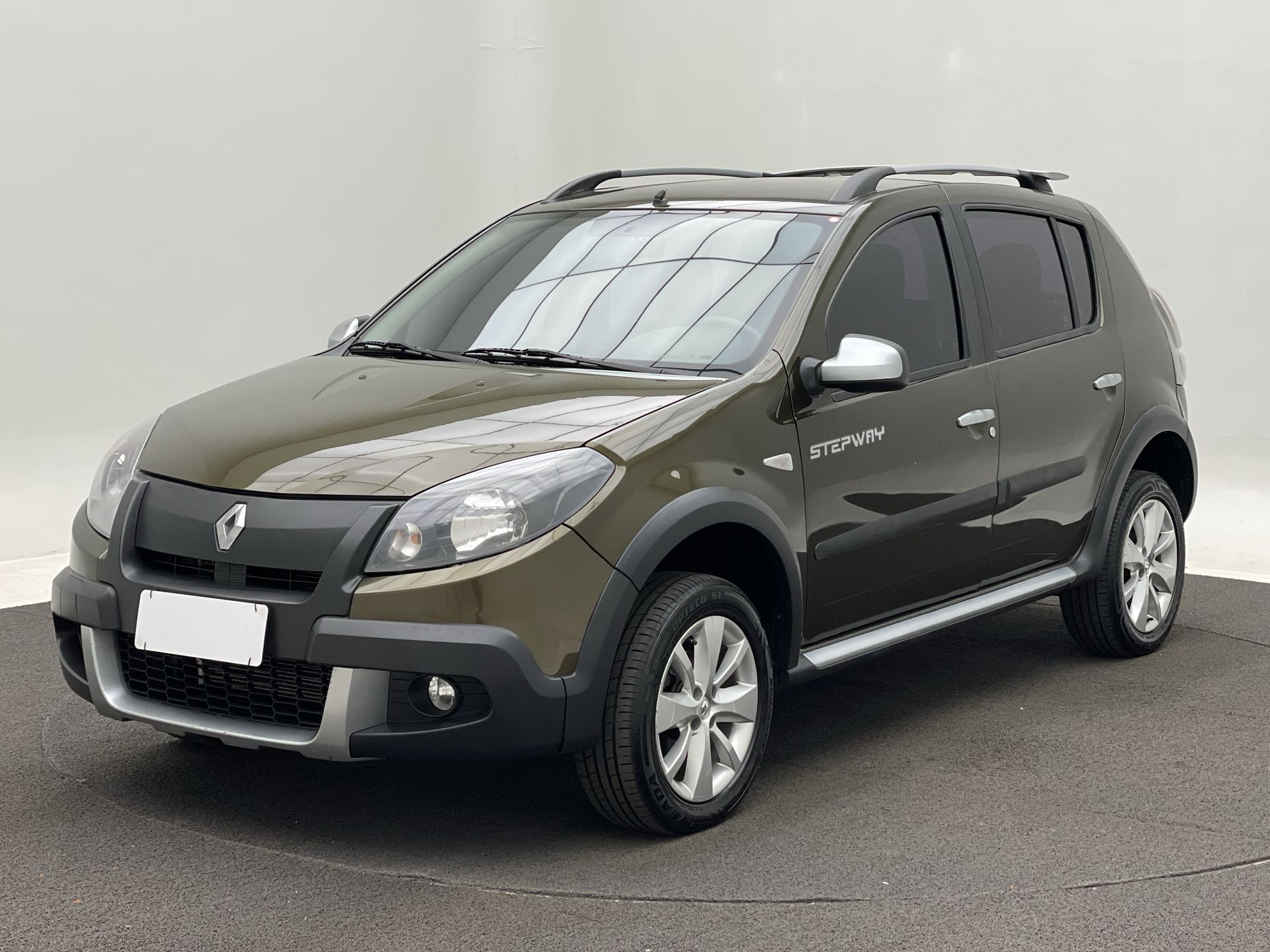 SANDERO STEPWAY Hi-Power 1.6 8V 5p